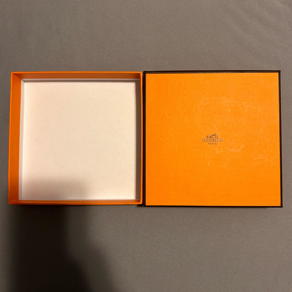Hermes small box